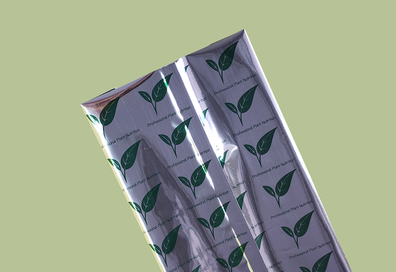 Side gusseted customized pouches for herbs